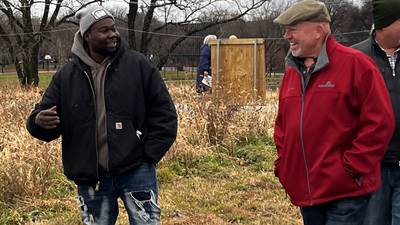 Chicago agriculture tour brings rural and urban producers together