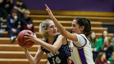 Girls basketball: Downers Grove North freshman Campbell Thulin shines at both ends in crosstown win